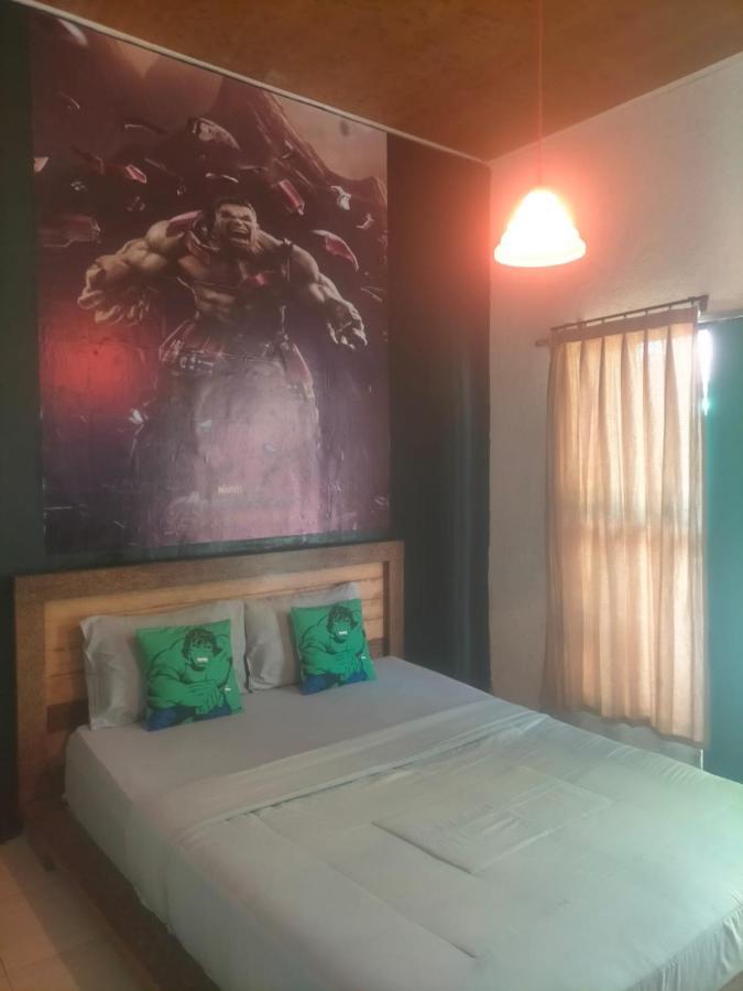 Dragonfly Hostel And Homestay Batununggul Esterno foto